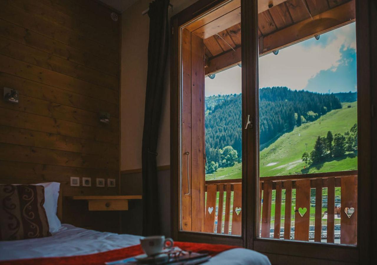 Hotel Les Grangettes Мерибел Екстериор снимка
